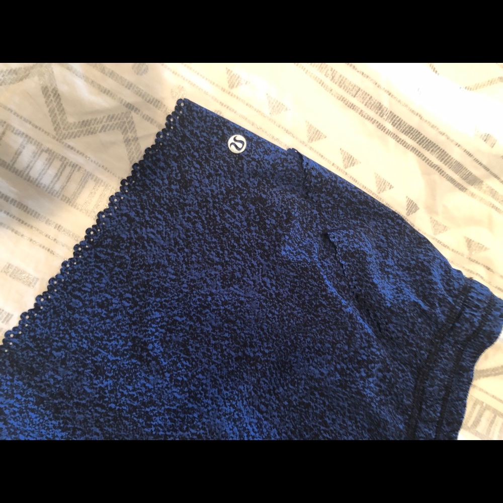Lululemon shorts - Picture 4 of 4